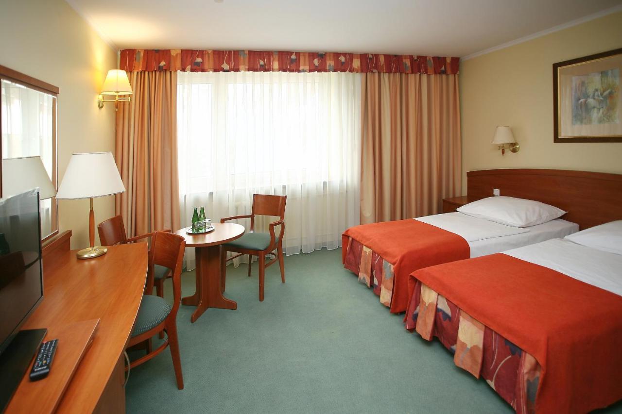 Hotel Prezydencki 3-star Rzeszów Zewnętrze zdjęcie